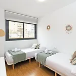 Daire Guestready - Lovely Near The Valensiya